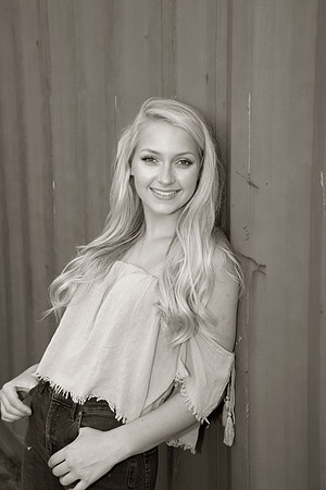 GS1_2663 BW